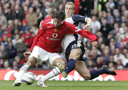 他的表现依 他的表现依